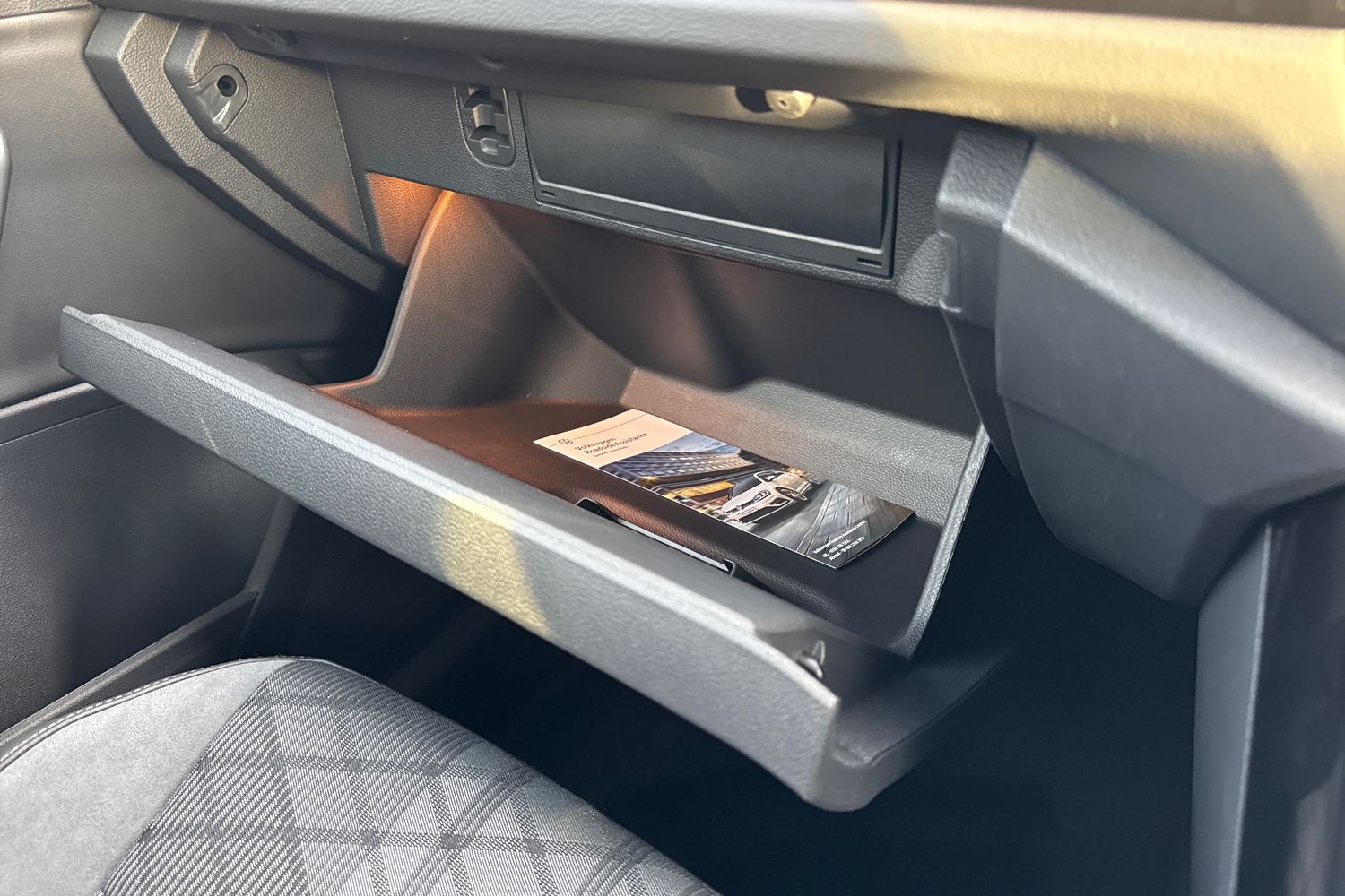 Used Volkswagen T-Roc 2025 for sale - 76106789: Photo 43