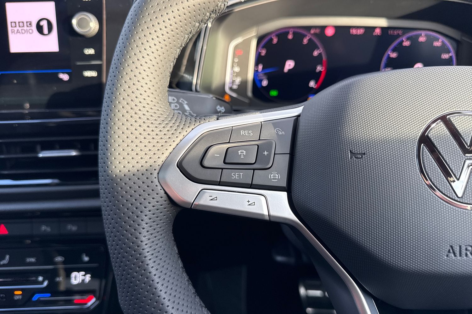 Used Volkswagen T-Roc 2025 for sale - 76106789: Photo 45