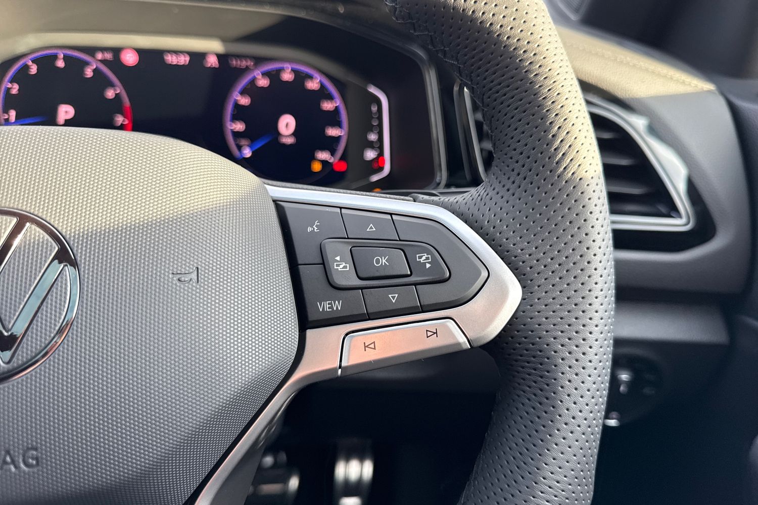 Used Volkswagen T-Roc 2025 for sale - 76106789: Photo 46