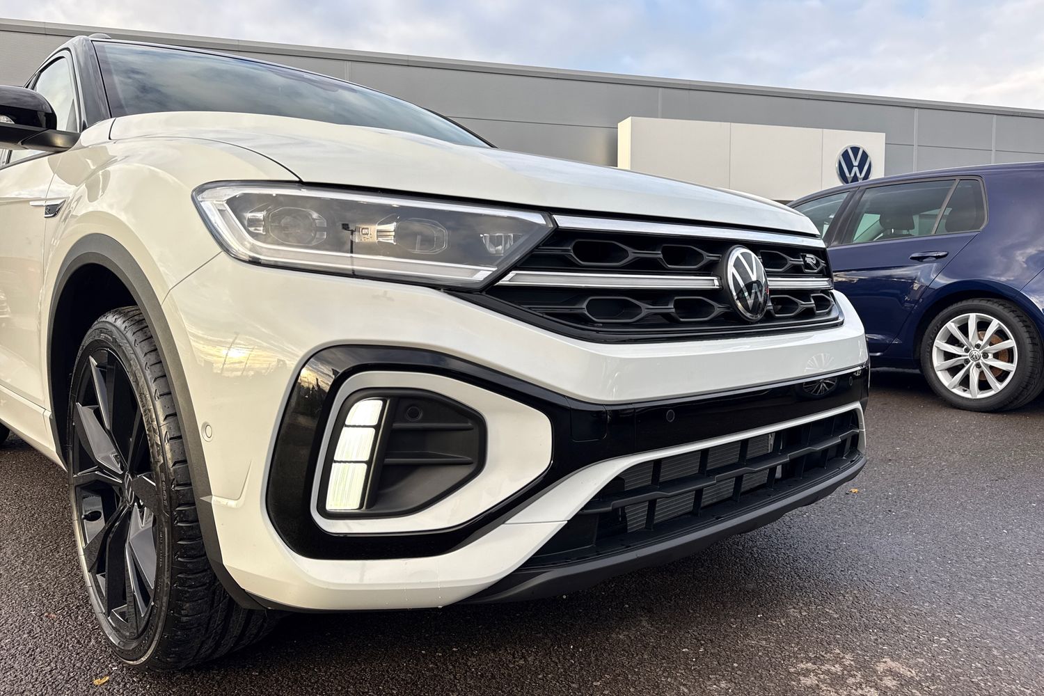 Used Volkswagen T-Roc 2025 for sale - 76106789: Photo 8