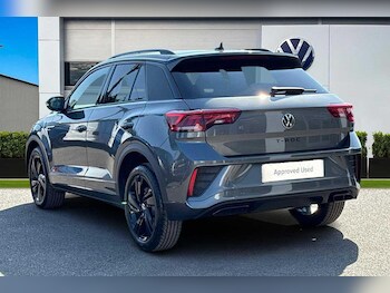 Used Volkswagen T-Roc 2025 for sale - 76654232: Photo