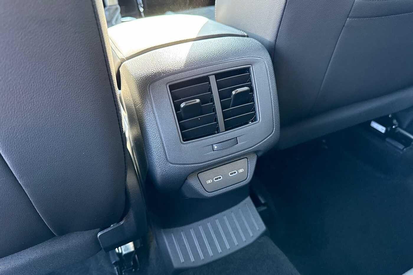 Used Volkswagen T-Roc 2025 for sale - 76654232: Photo 35