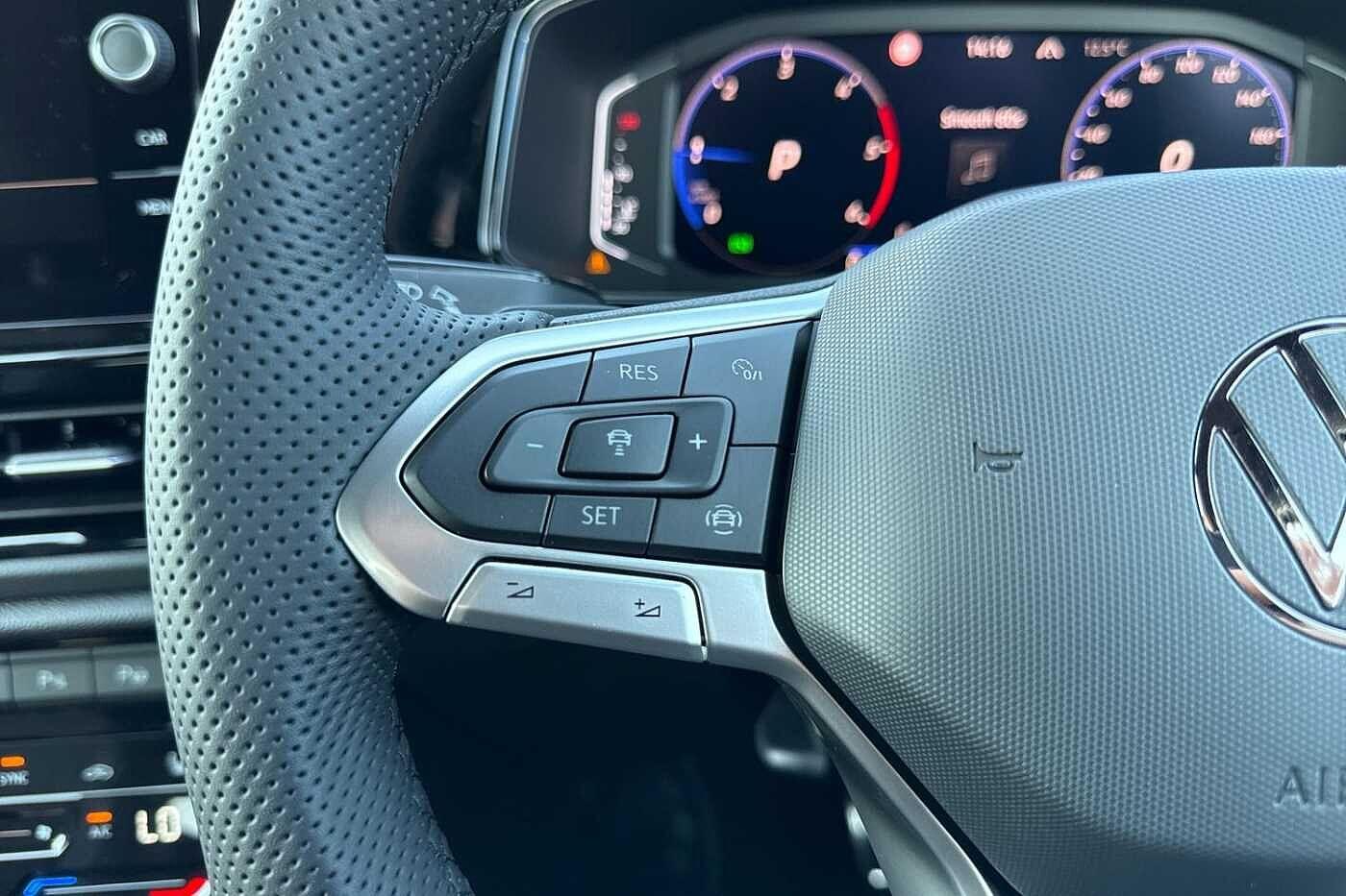 Used Volkswagen T-Roc 2025 for sale - 76654232: Photo 38