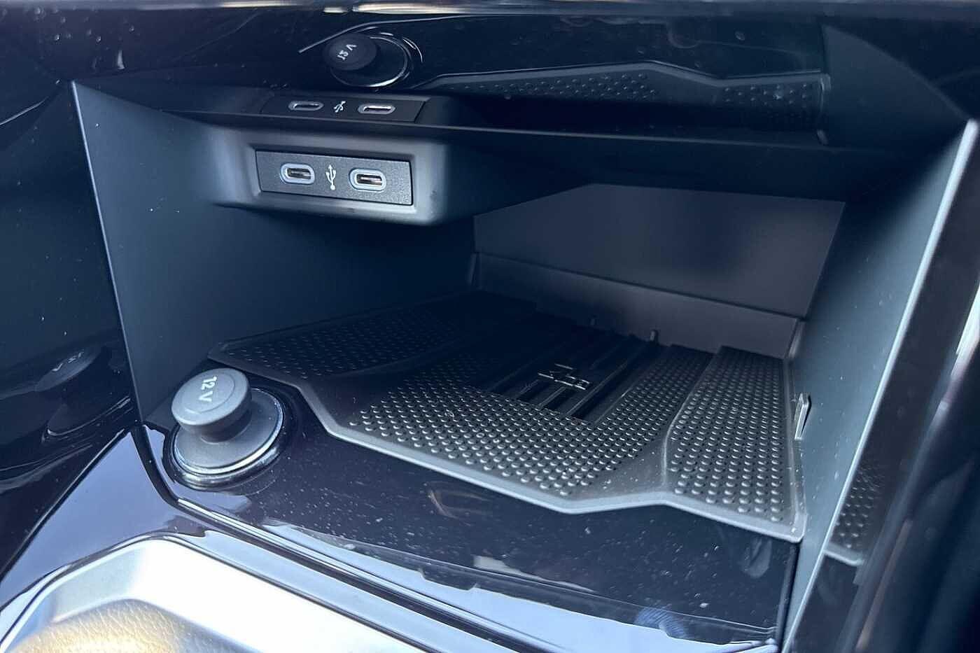 Used Volkswagen T-Roc 2025 for sale - 76654232: Photo 40