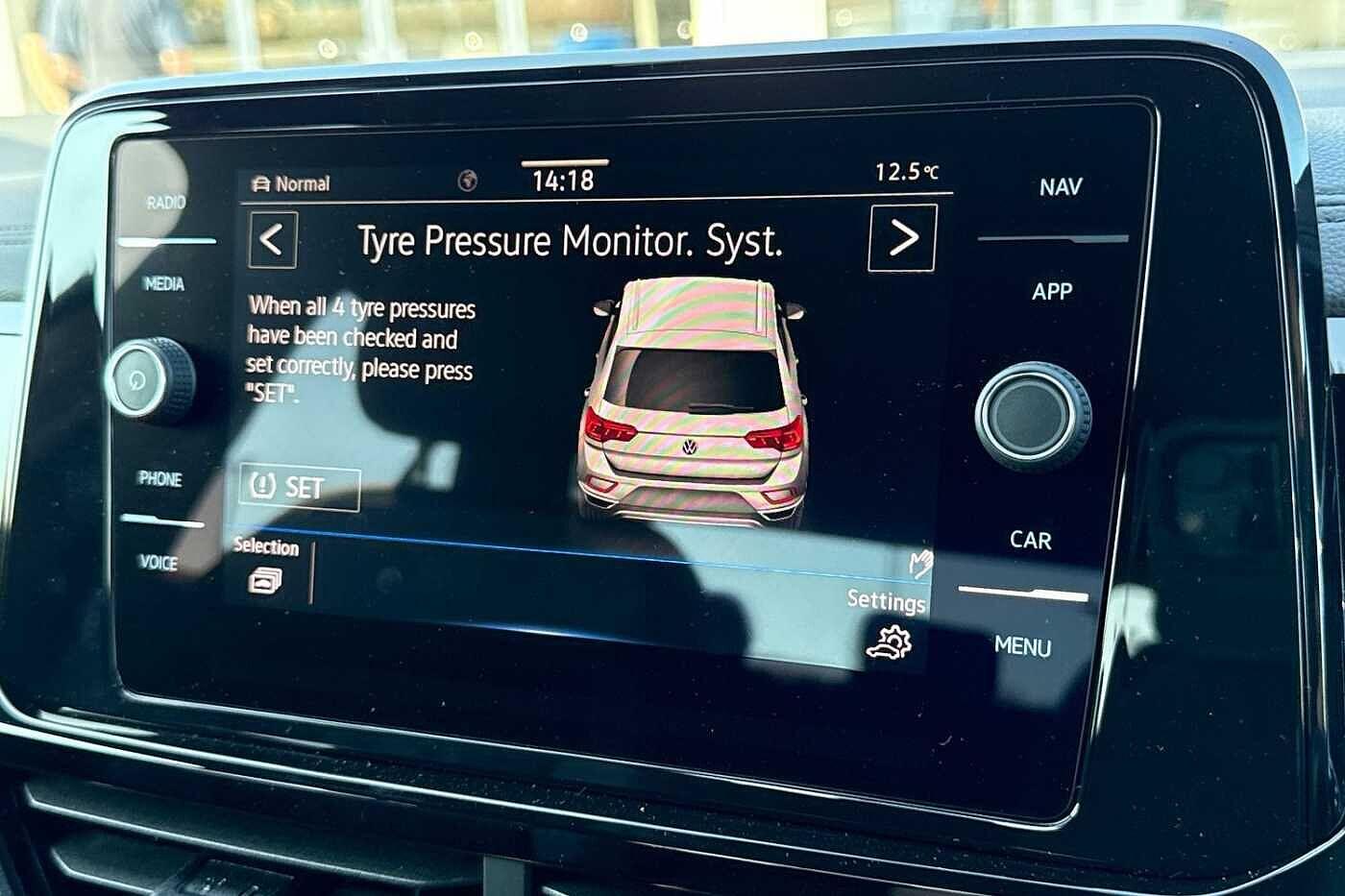 Used Volkswagen T-Roc 2025 for sale - 76654232: Photo 50