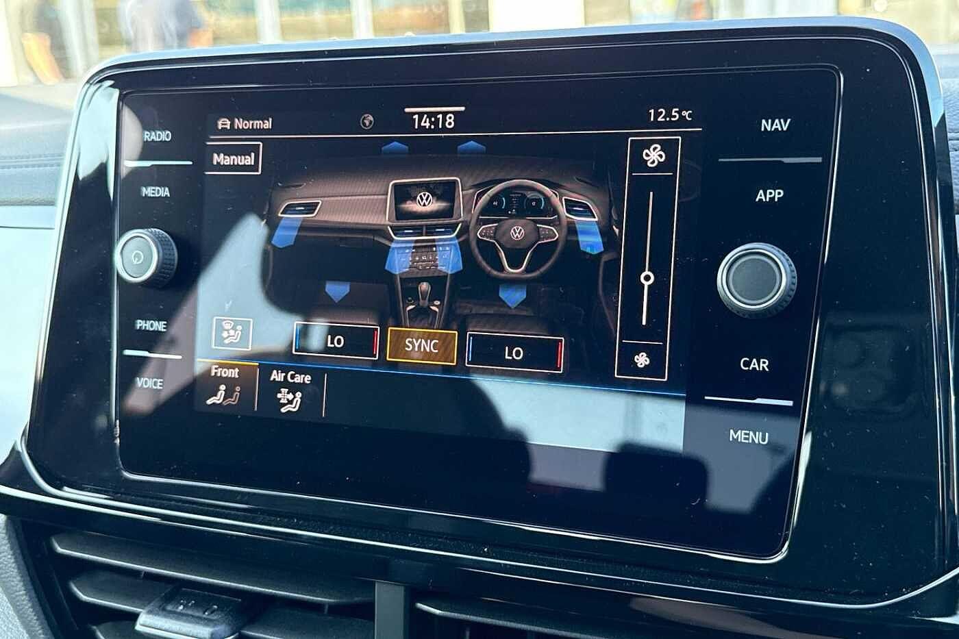 Used Volkswagen T-Roc 2025 for sale - 76654232: Photo 54