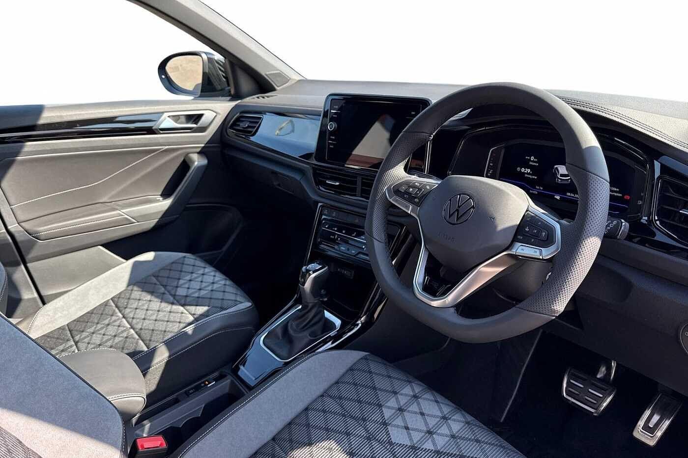 Used Volkswagen T-Roc 2025 for sale - 76654232: Photo 7