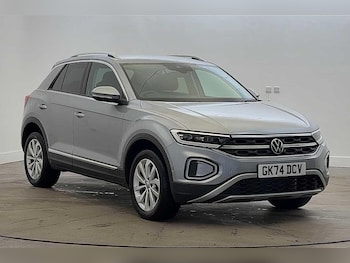 Used Volkswagen T-Roc 2024 for sale - 77161413: Photo