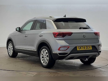 Used Volkswagen T-Roc 2024 for sale - 77161413: Photo