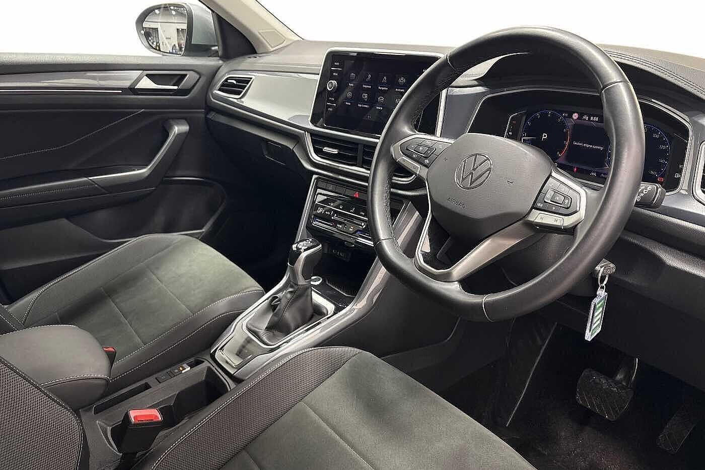 Used Volkswagen T-Roc 2024 for sale - 77161413: Photo 6