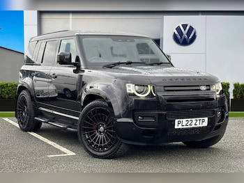 Used Land Rover Defender 2022 for sale - 77262517: Photo