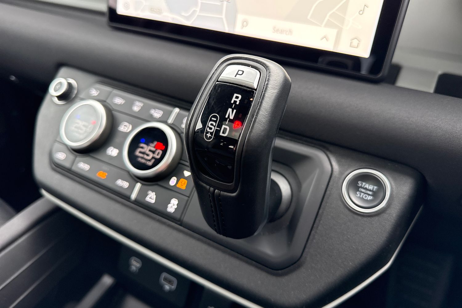 Used Land Rover Defender 2022 for sale - 77262517: Photo 23