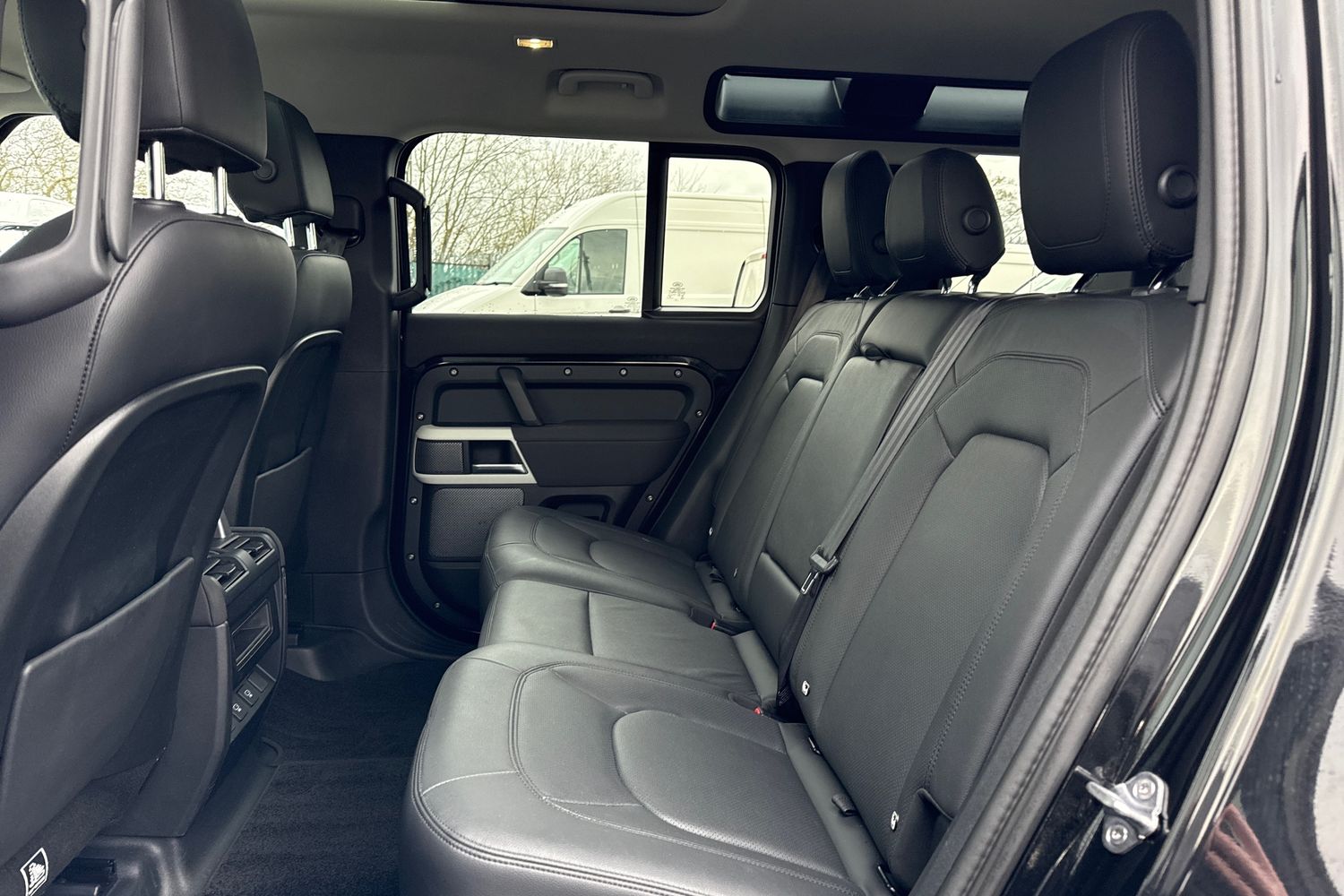 Used Land Rover Defender 2022 for sale - 77262517: Photo 30