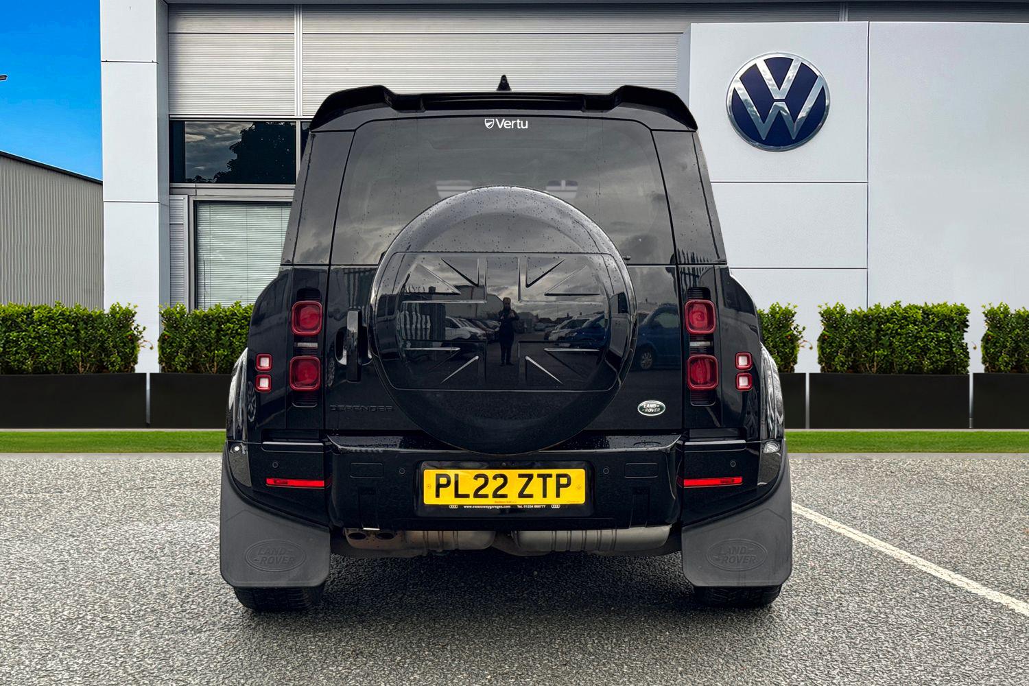 Used Land Rover Defender 2022 for sale - 77262517: Photo 4