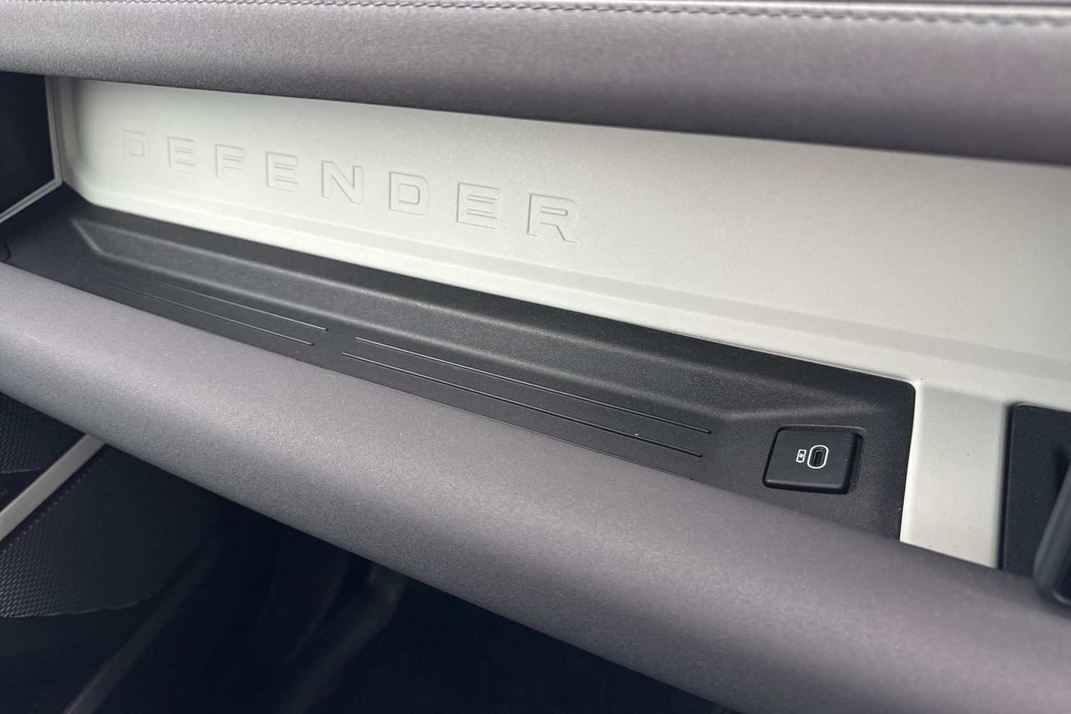 Used Land Rover Defender 2022 for sale - 77262517: Photo 40