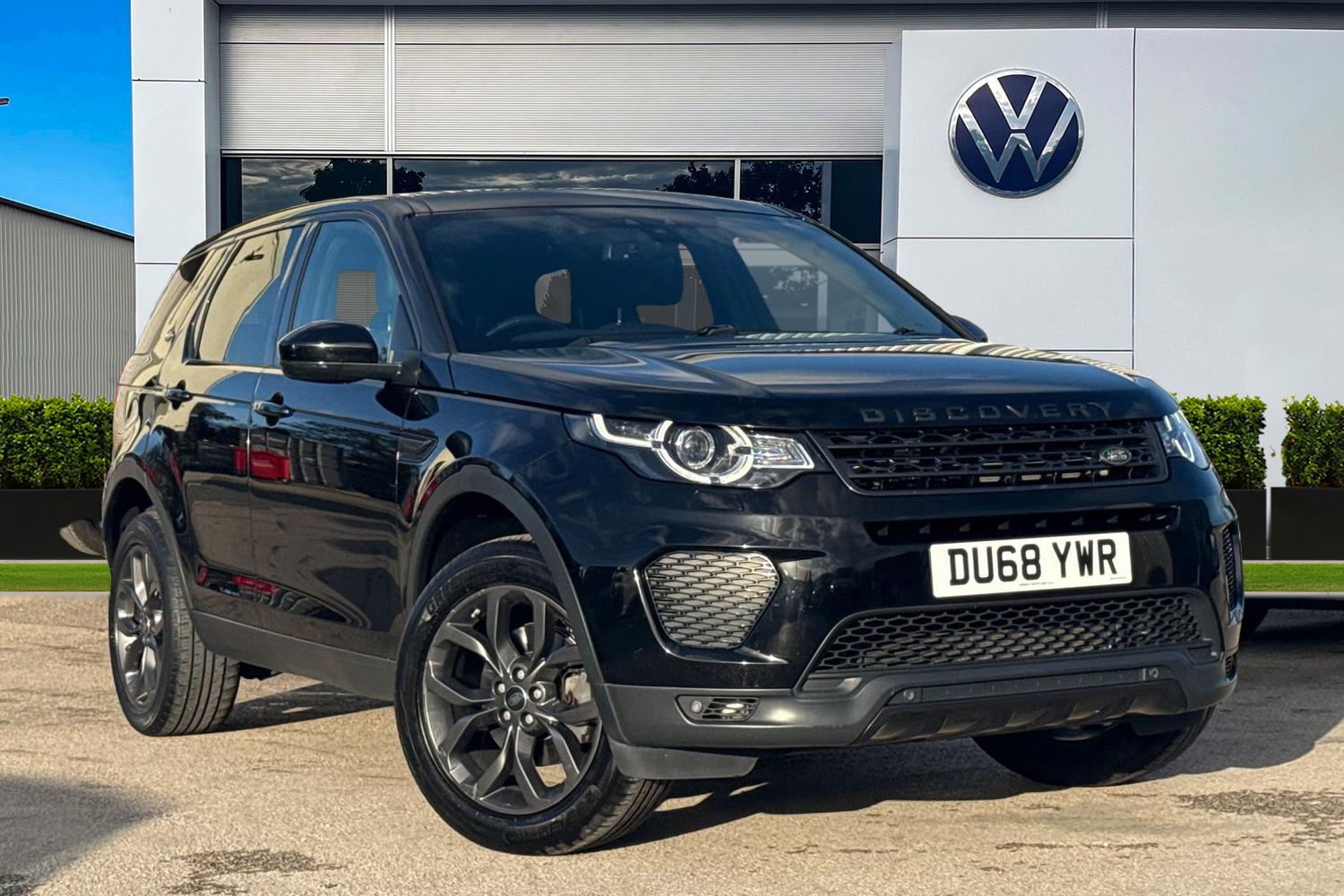 Used Land Rover Discovery Sport 2018 for sale - 76401722: Photo 1
