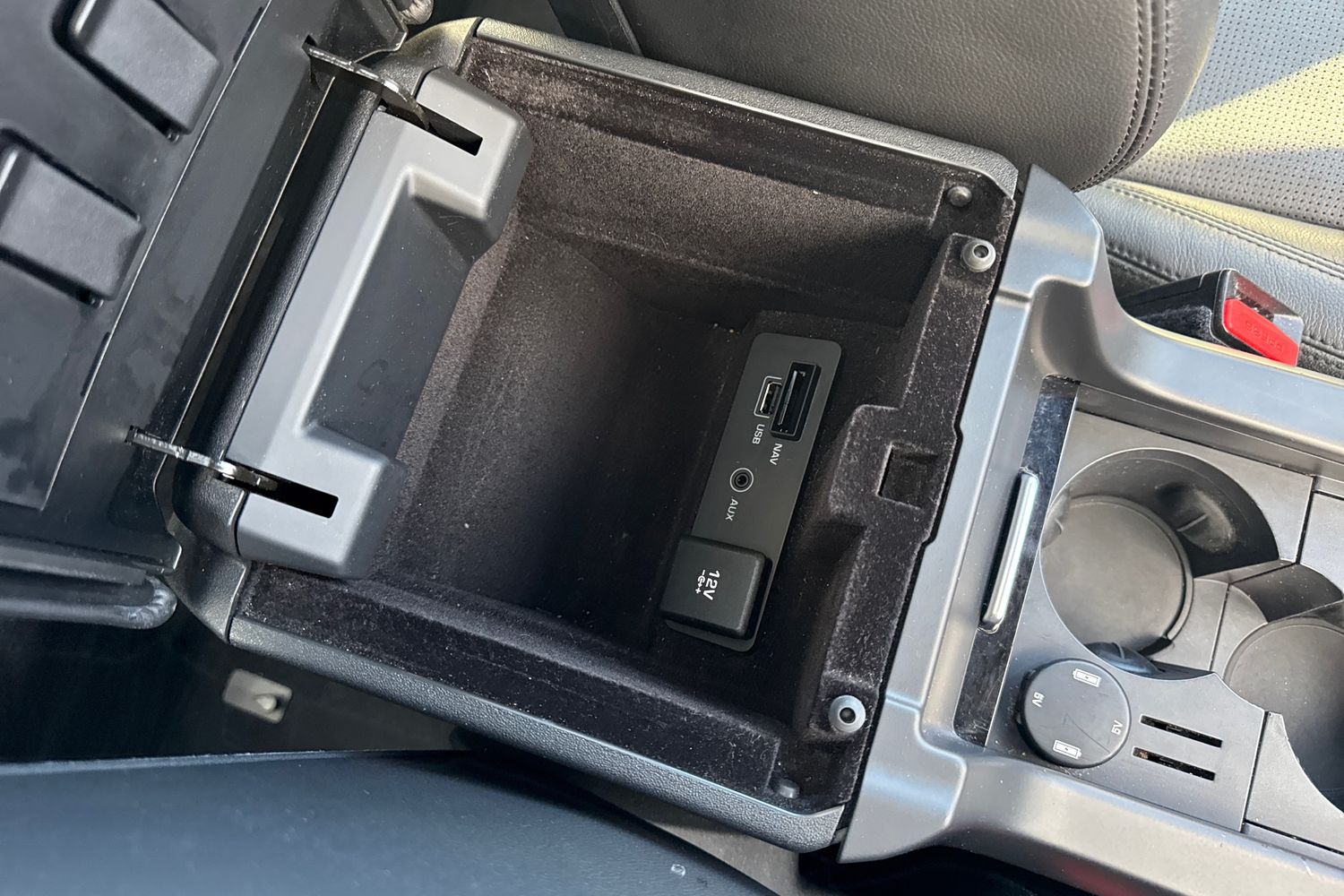 Used Land Rover Discovery Sport 2018 for sale - 76401722: Photo 40