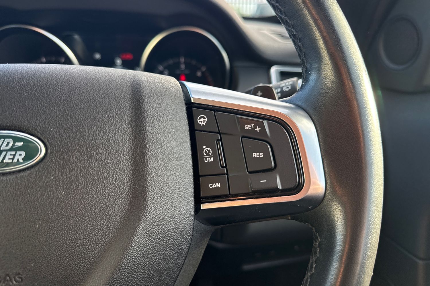 Used Land Rover Discovery Sport 2018 for sale - 76401722: Photo 44