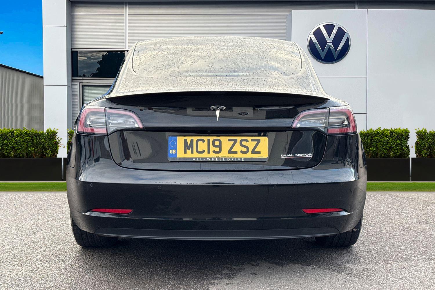 Used Tesla Model 3 2019 for sale - 77080011: Photo 4