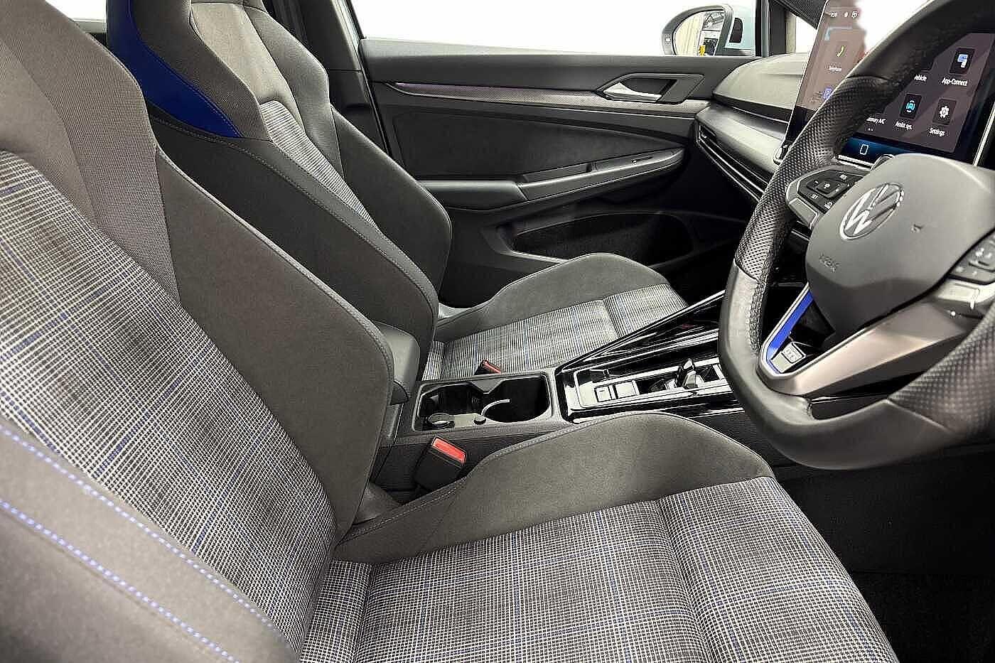 Used Volkswagen Golf 2025 for sale - 76934313: Photo 10