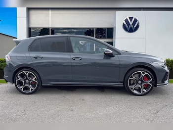 Used Volkswagen Golf 2025 for sale - 75157510: Photo