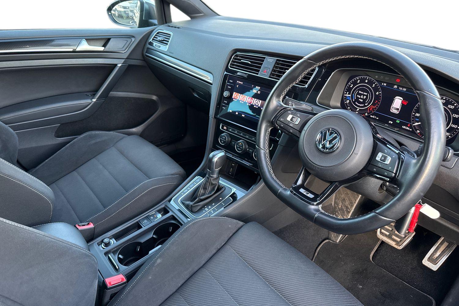 Used Volkswagen Golf 2018 for sale - 77628471: Photo 14