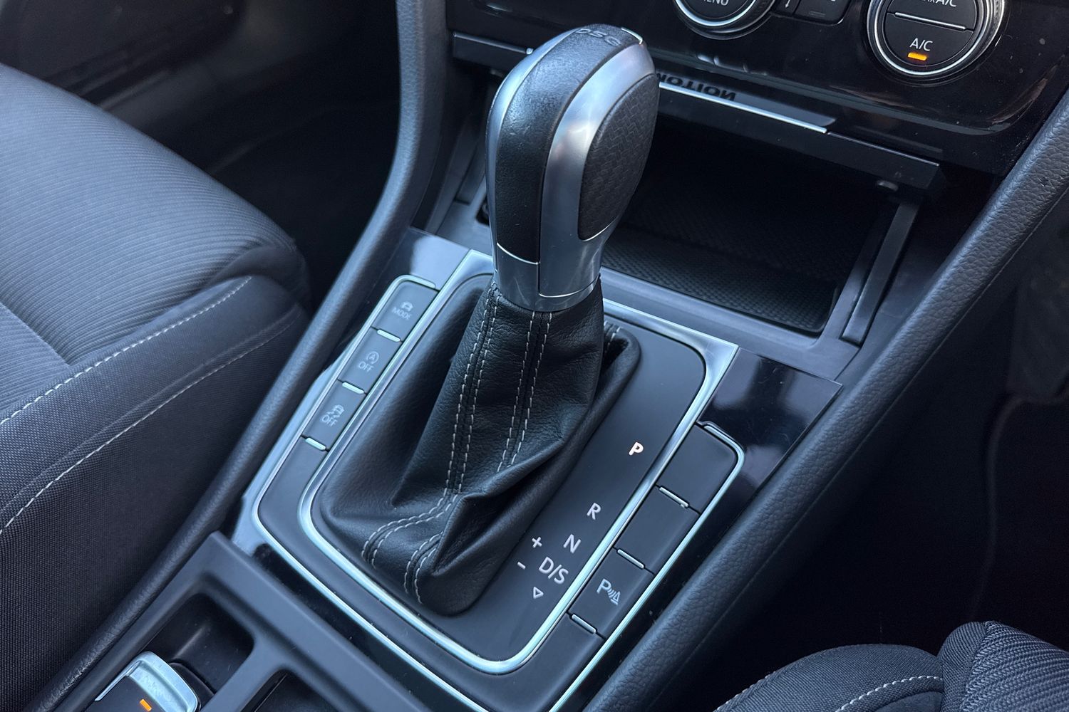 Used Volkswagen Golf 2018 for sale - 77628471: Photo 23