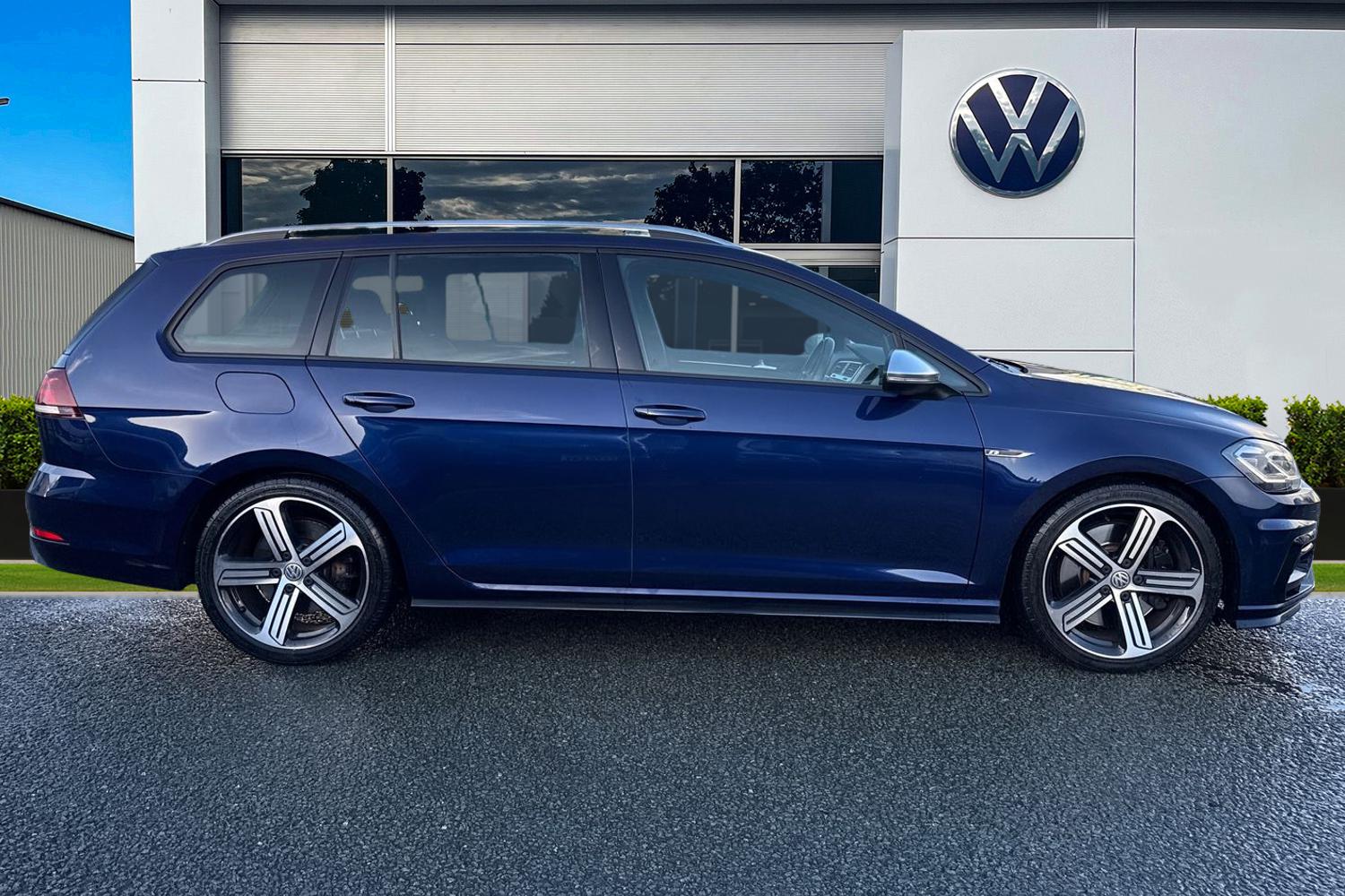 Used Volkswagen Golf 2018 for sale - 77628471: Photo 3