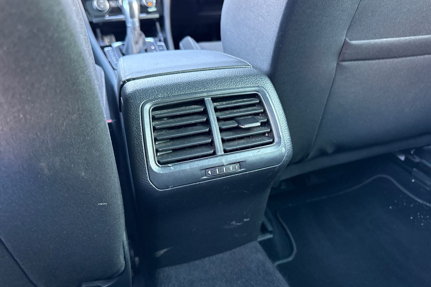 Used Volkswagen Golf 2018 for sale - 77628471: Photo 36