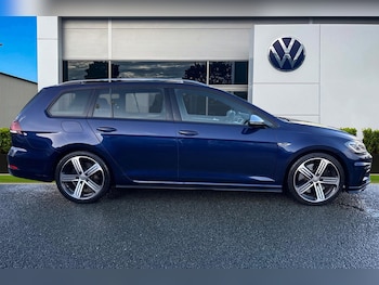 Used Volkswagen Golf 2018 for sale - 77628471: Photo