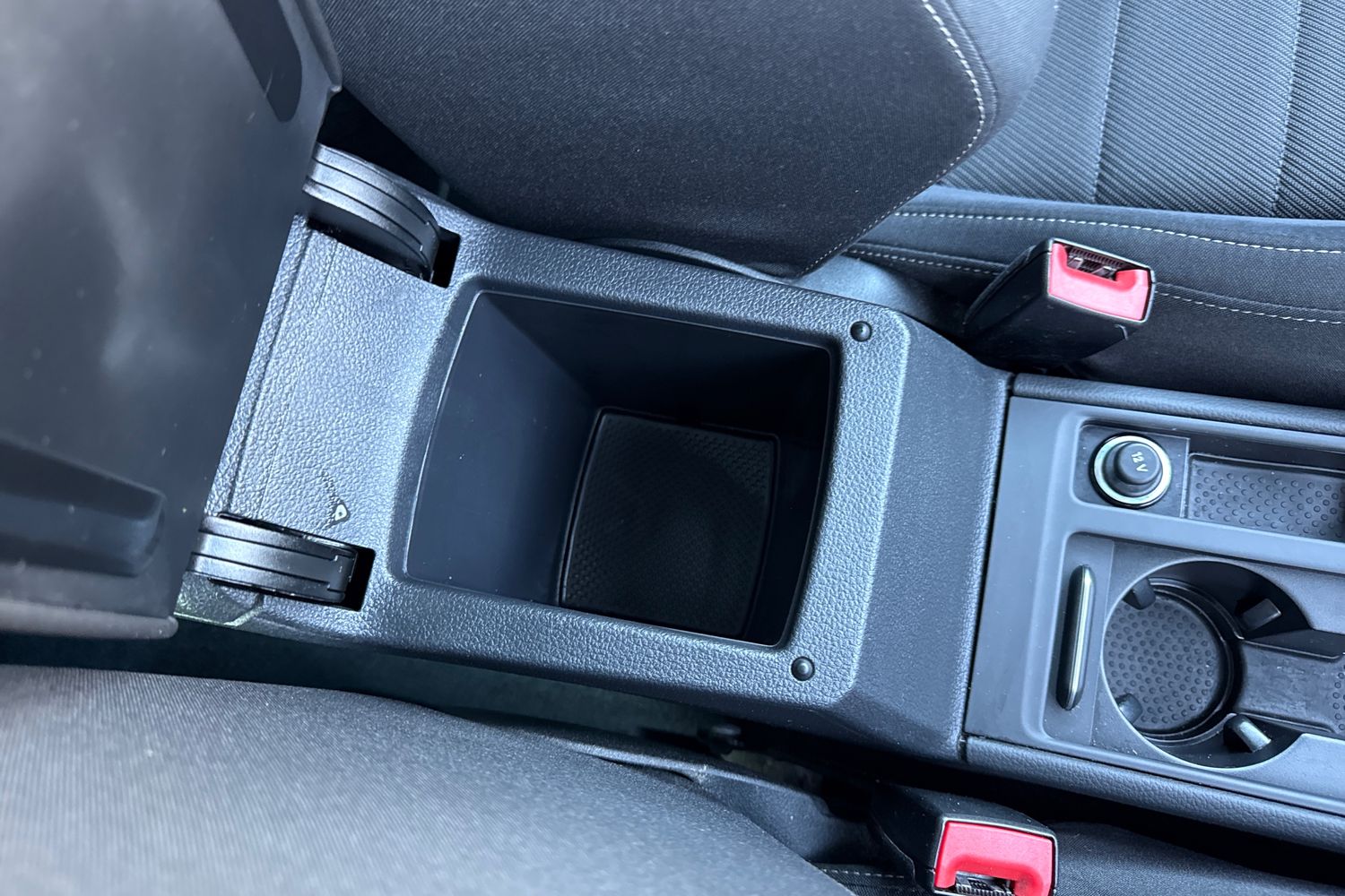 Used Volkswagen Golf 2018 for sale - 77628471: Photo 42