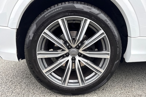 Used Audi Q8 2020 for sale - 76286659: Photo 13