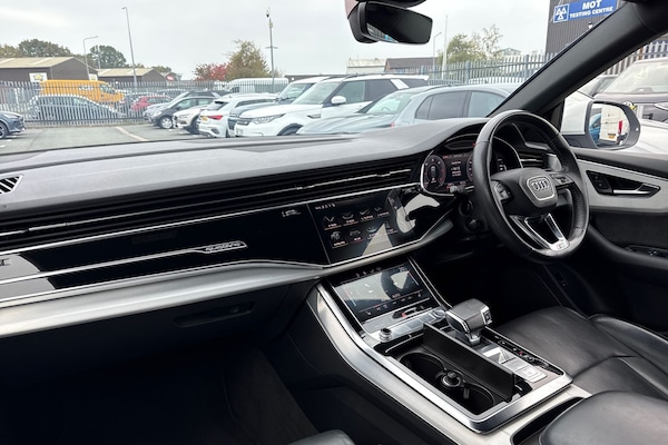 Used Audi Q8 2020 for sale - 76286659: Photo 15