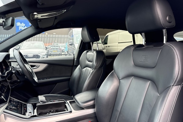Used Audi Q8 2020 for sale - 76286659: Photo 16