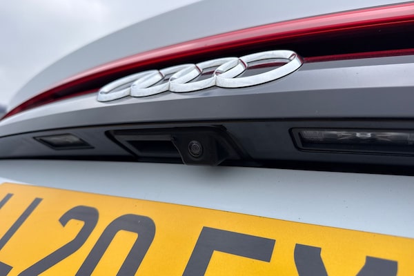 Used Audi Q8 2020 for sale - 76286659: Photo 27