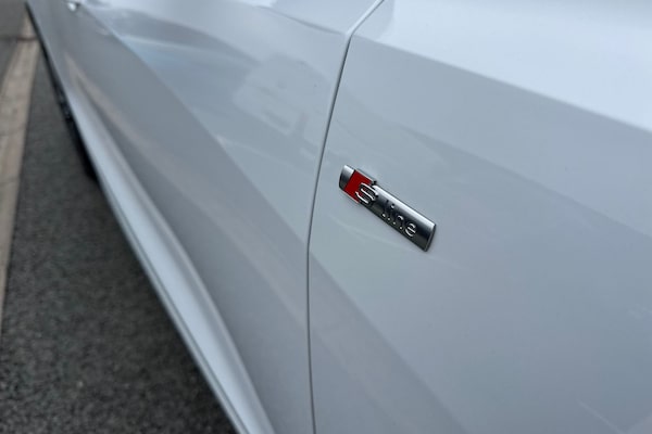Used Audi Q8 2020 for sale - 76286659: Photo 30