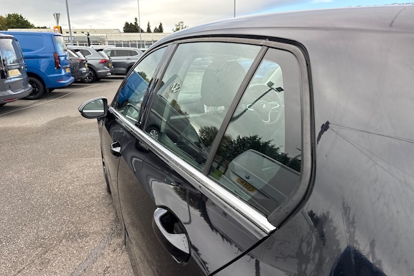 Used Volkswagen Golf 2020 for sale - 76192243: Photo 32