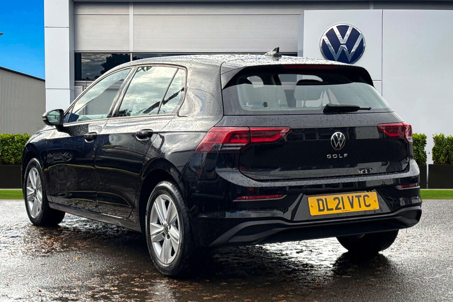 Used Volkswagen Golf 2021 for sale - 76481071: Photo 2