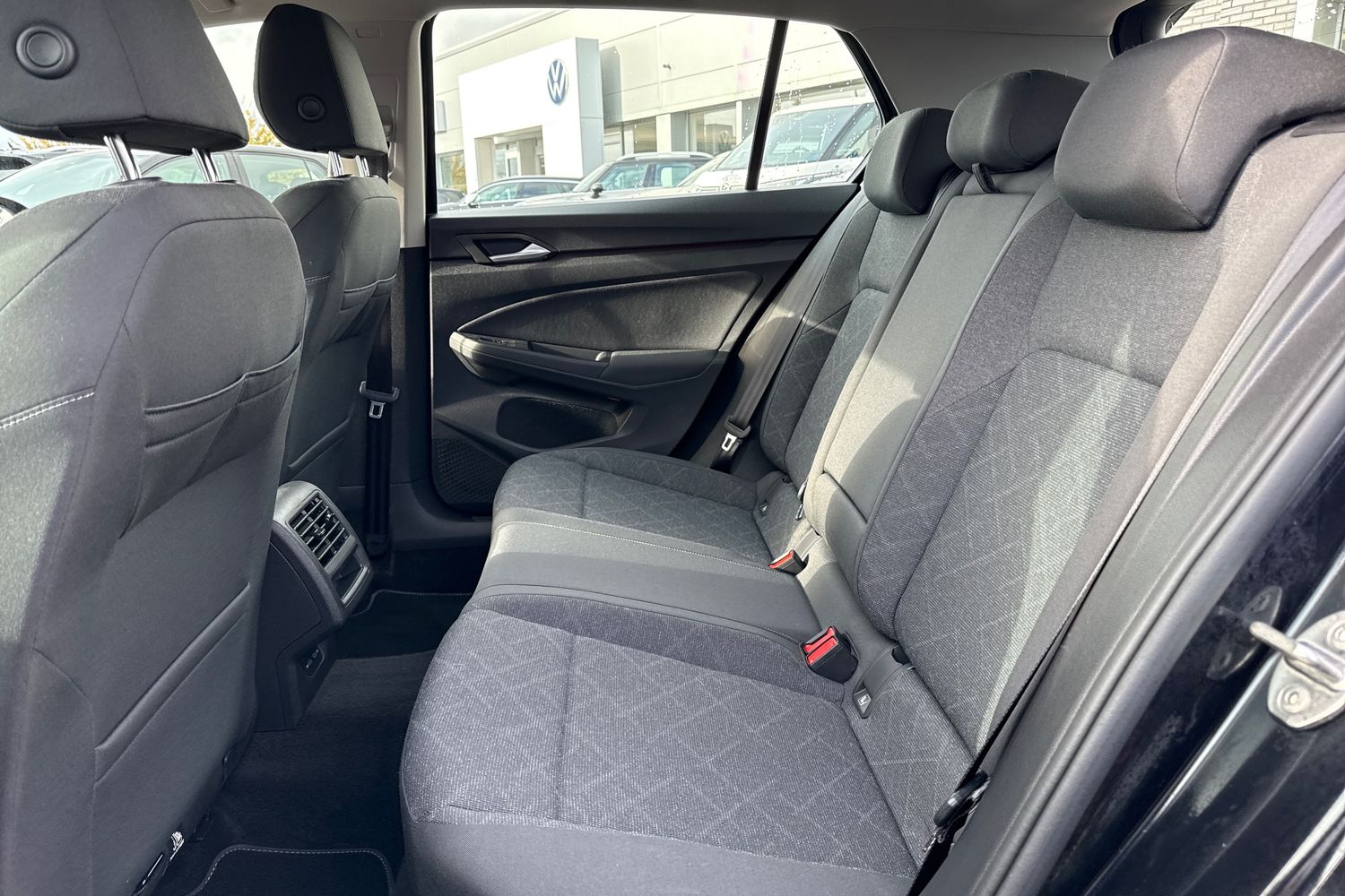 Used Volkswagen Golf 2021 for sale - 76481071: Photo 32