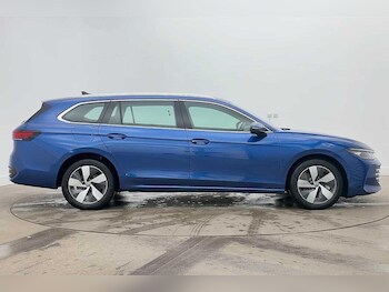 Used Volkswagen Passat 2025 for sale - 78484951: Photo