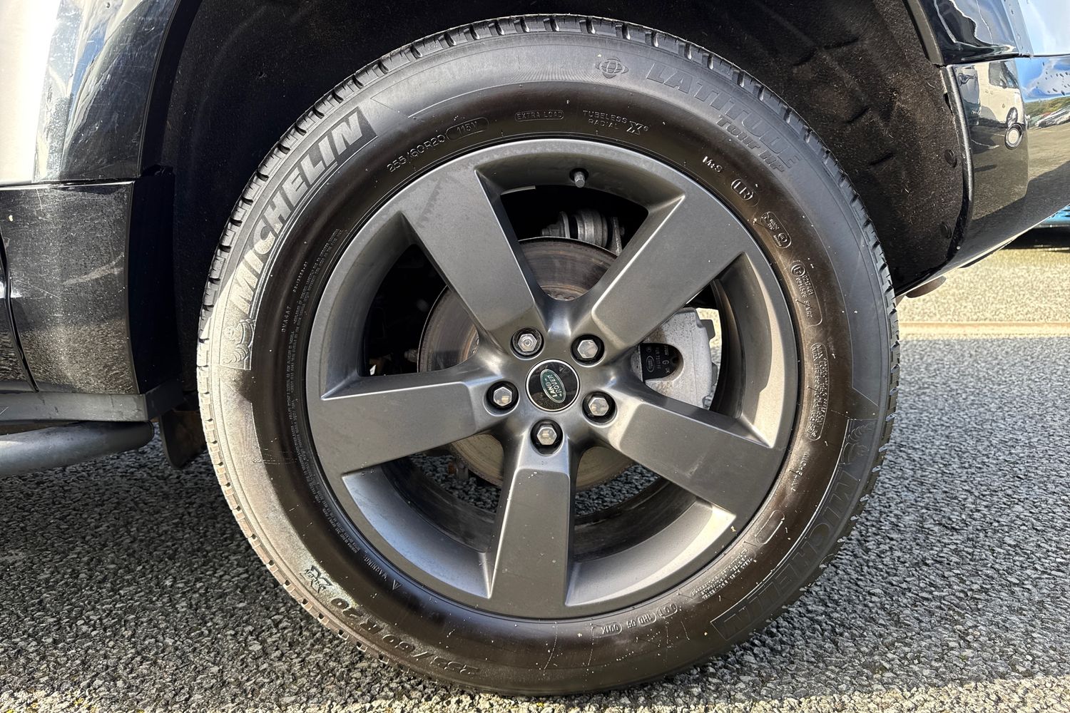 Used Land Rover Defender 90 2023 for sale - 76364499: Photo 11