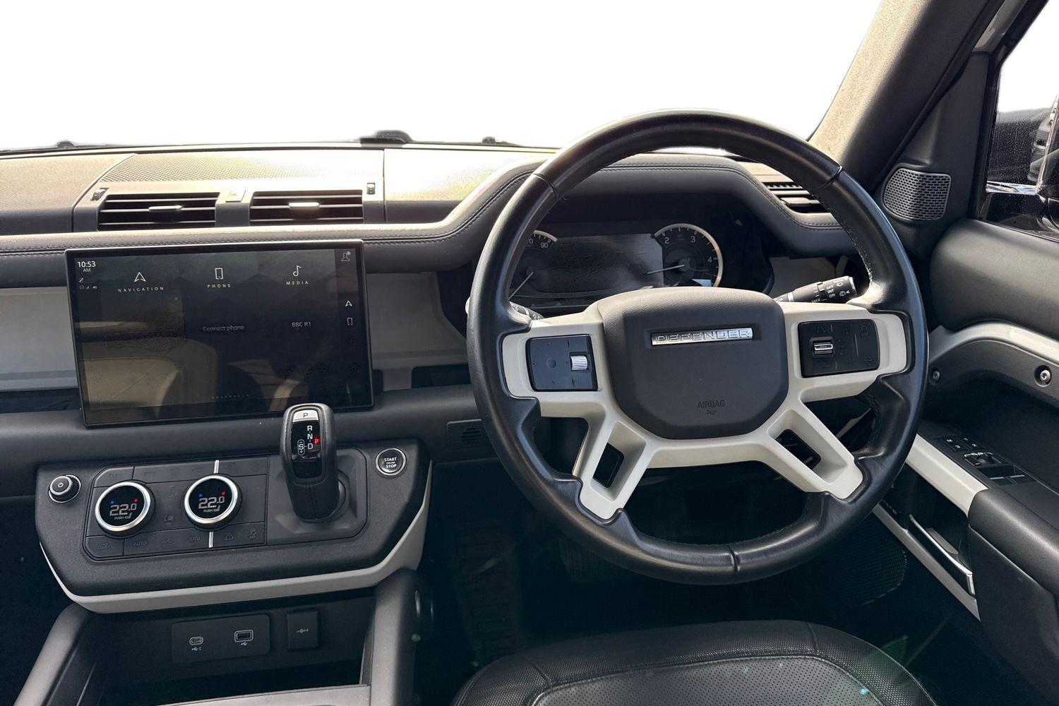 Used Land Rover Defender 90 2023 for sale - 76364499: Photo 18