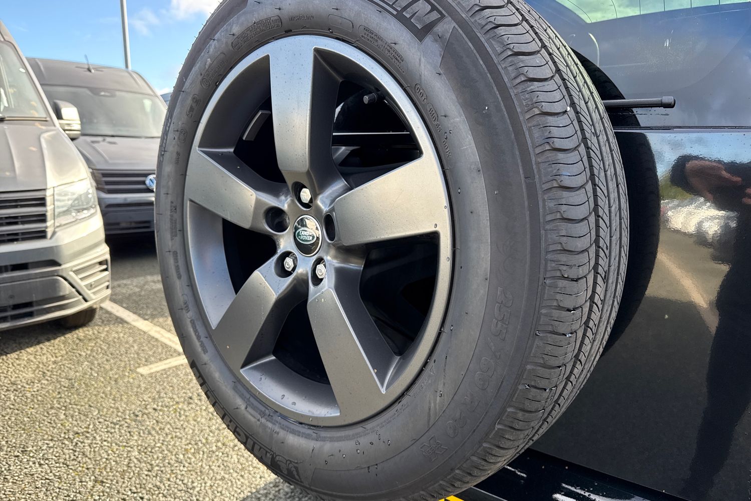 Used Land Rover Defender 90 2023 for sale - 76364499: Photo 27