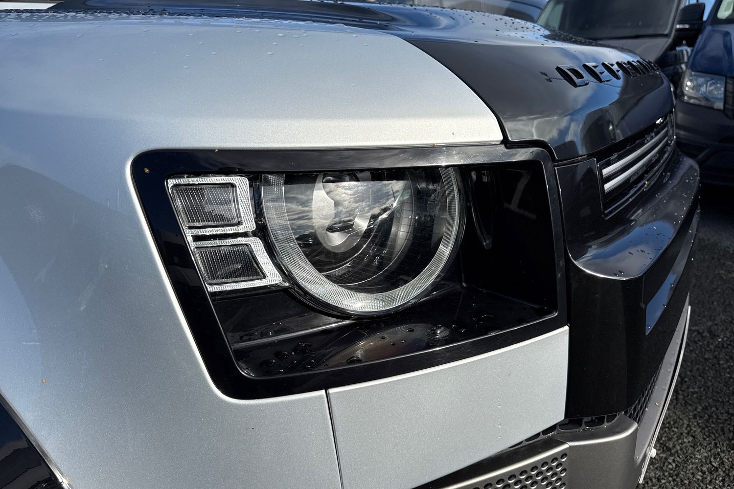 Used Land Rover Defender 90 2023 for sale - 76364499: Photo 31