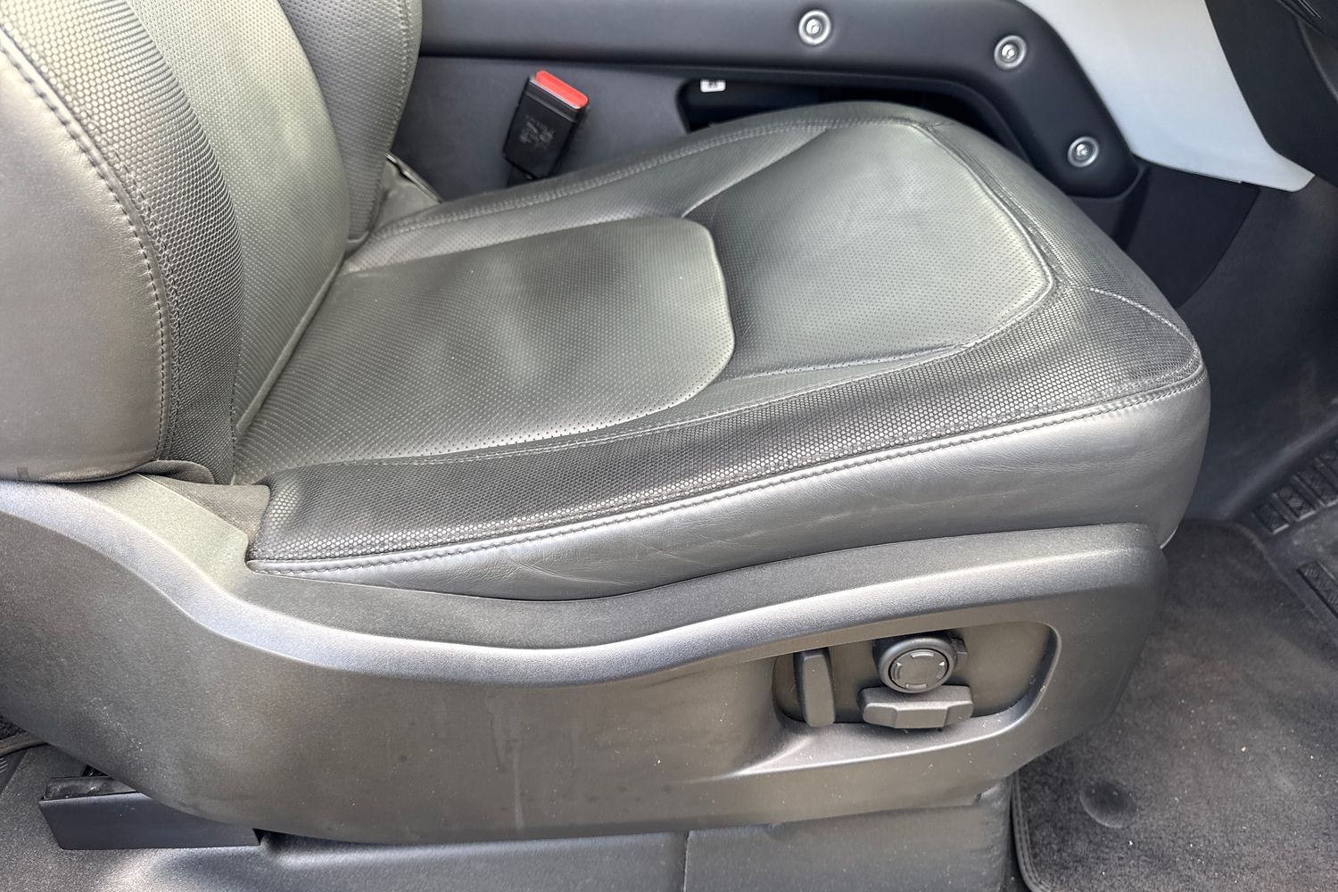 Used Land Rover Defender 90 2023 for sale - 76364499: Photo 41