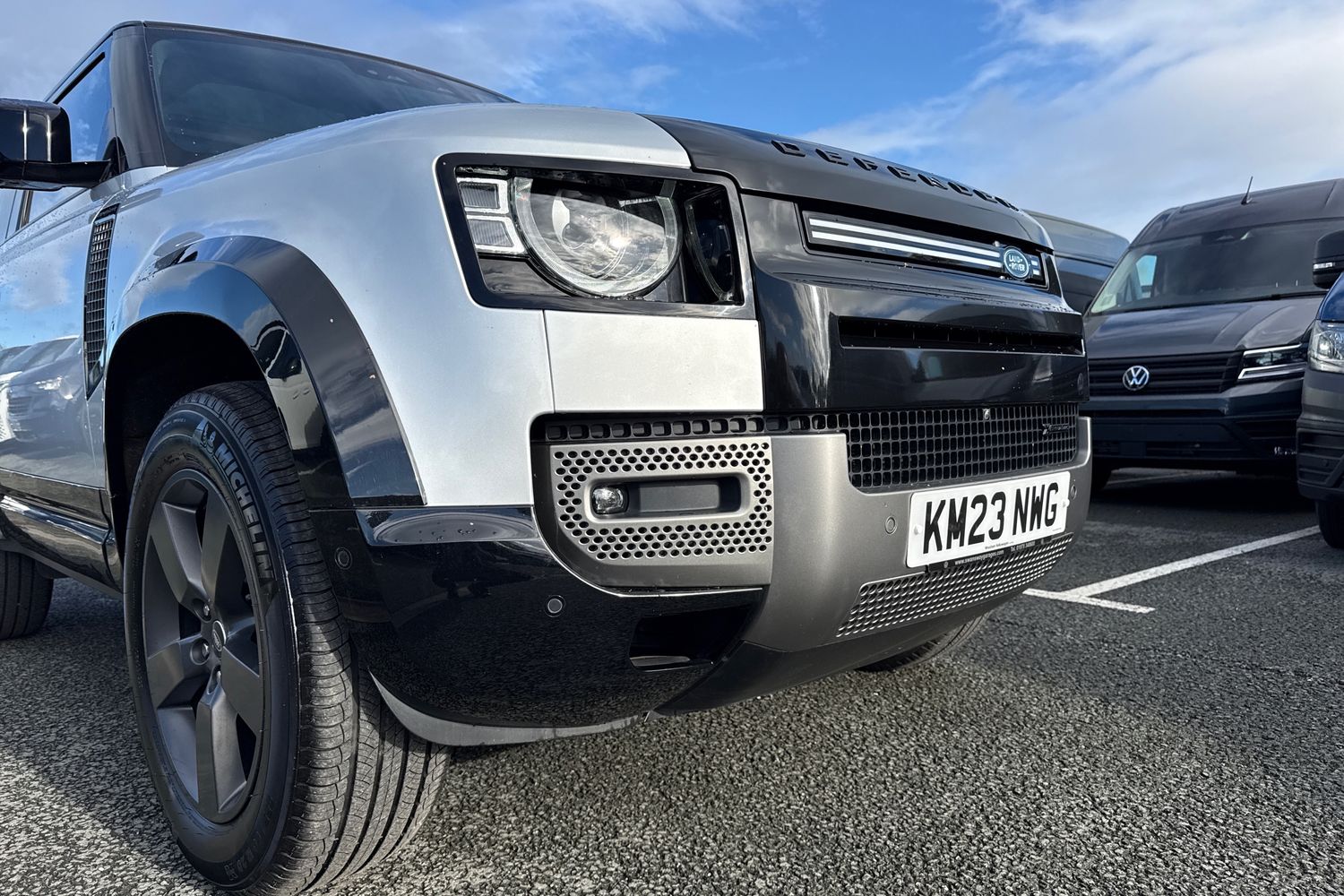 Used Land Rover Defender 90 2023 for sale - 76364499: Photo 9