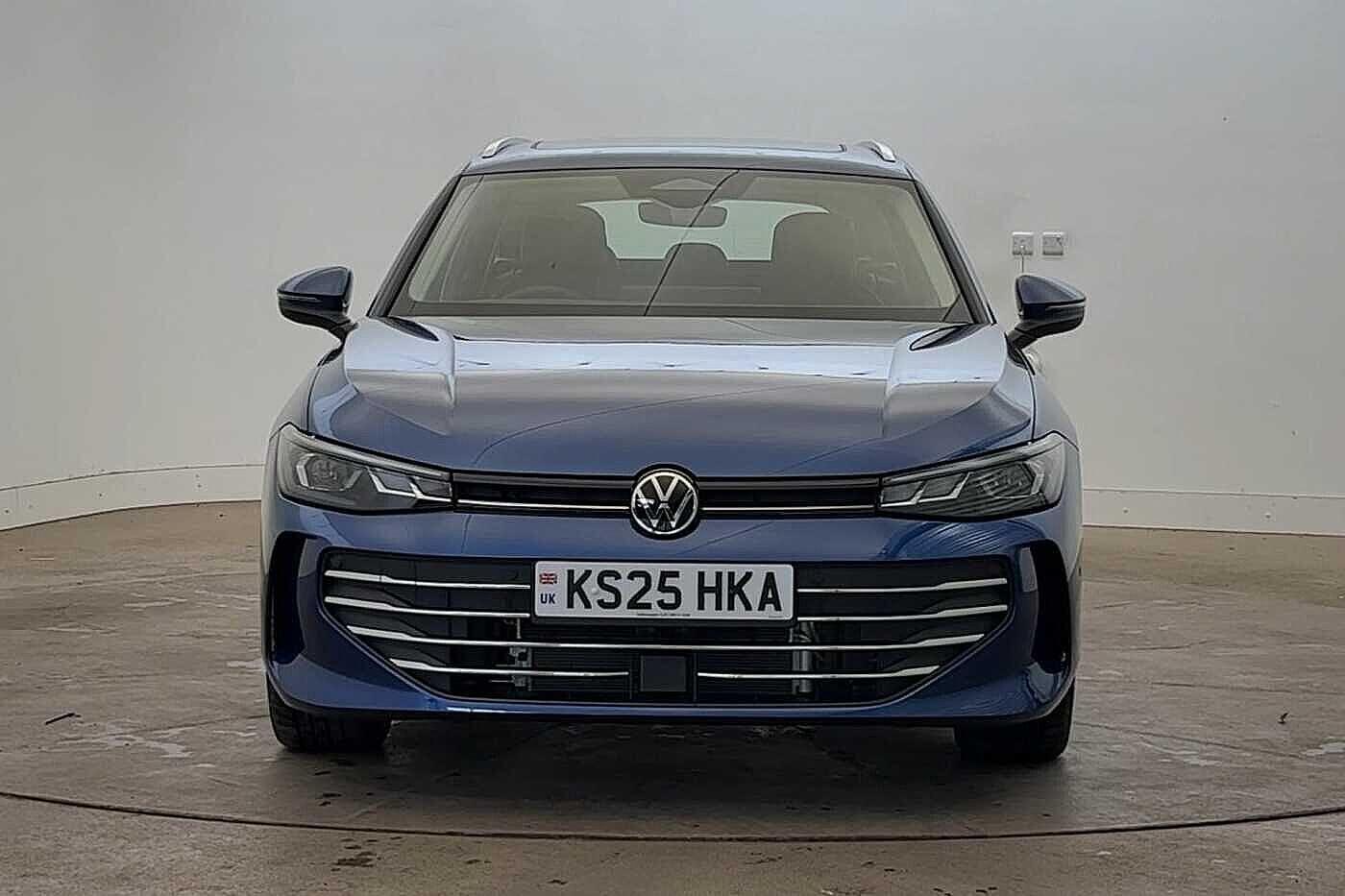 Used Volkswagen Passat 2025 for sale - 76469300: Photo 7