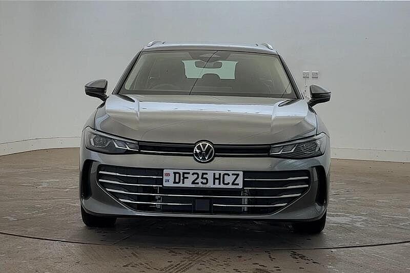Used Volkswagen Passat 2025 for sale - 76481111: Photo 7