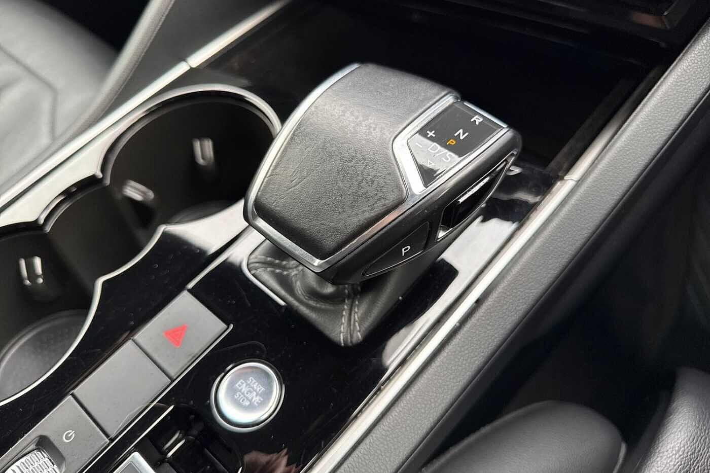 Used Volkswagen Touareg 2018 for sale - 76863292: Photo 20