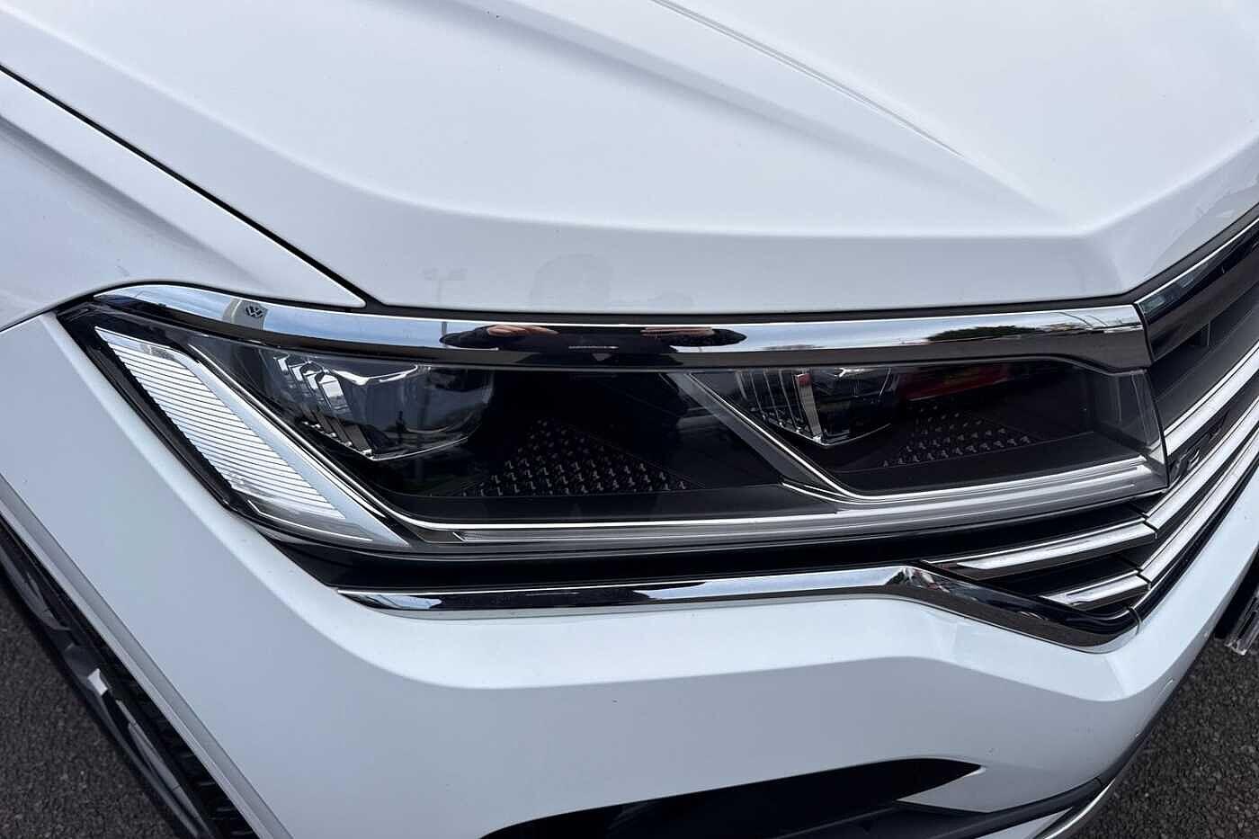 Used Volkswagen Touareg 2018 for sale - 76863292: Photo 32